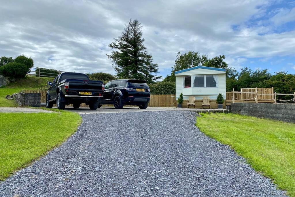 Villa Snowdon Bay - North Wales - Stunning Llyn Peninsula Mountain & Ocean Views - Wilde Retreats Pwllheli Esterno foto