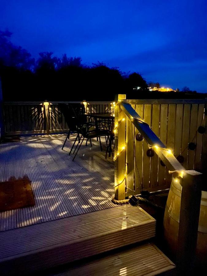 Villa Snowdon Bay - North Wales - Stunning Llyn Peninsula Mountain & Ocean Views - Wilde Retreats Pwllheli Esterno foto